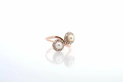 Bague or jaune sertie de diamants