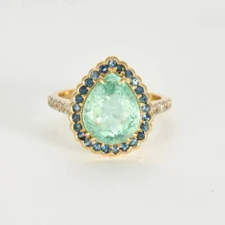 Bague or jaune, tourmaline, saphirs, diamants