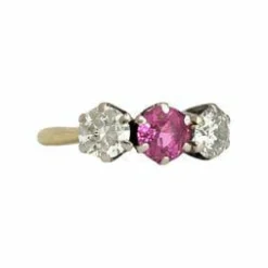 Bague or jaune trilogie saphir rose et diamants