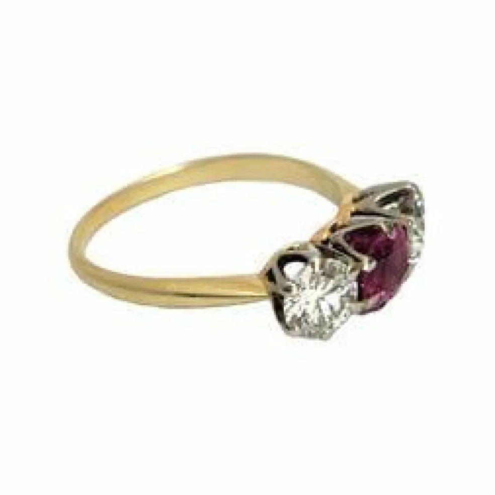 Bague or jaune trilogie saphir rose et diamants