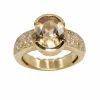 Bague or jaune, zircon, pavage diamant.