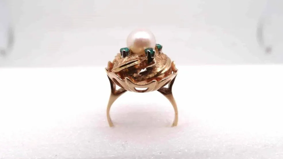 Bague Or Perle fine Emeraudes