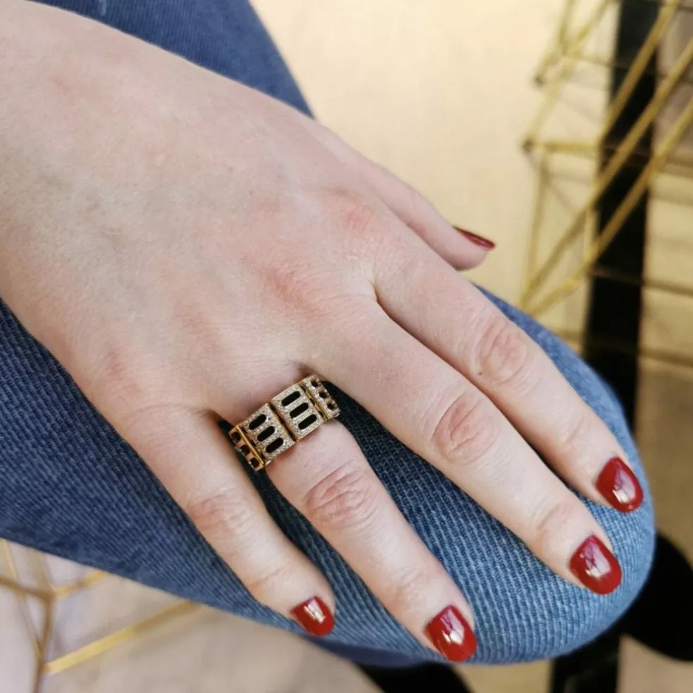 Bague or rose caoutchouc diamants