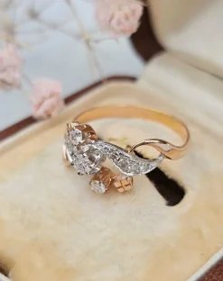 Bague or rose et blanc diamants ancienne