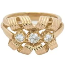 Bague or rose et diamants