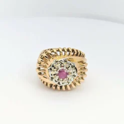 Bague or rose et rubis