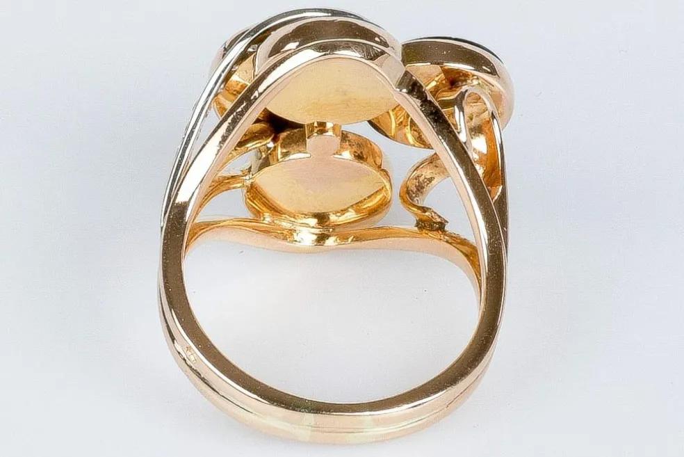 Bague or rose onyx et diamants