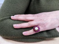 Bague or rose perle et rubis