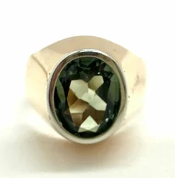 Bague or rose péridot, années 1960