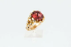 Bague or rose spinelle rouge orangé taille coussin 8,57 carats