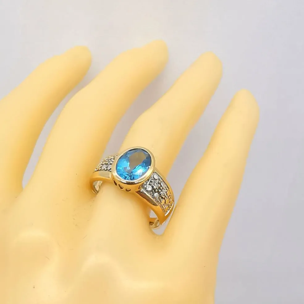 Bague or, topaze et diamants