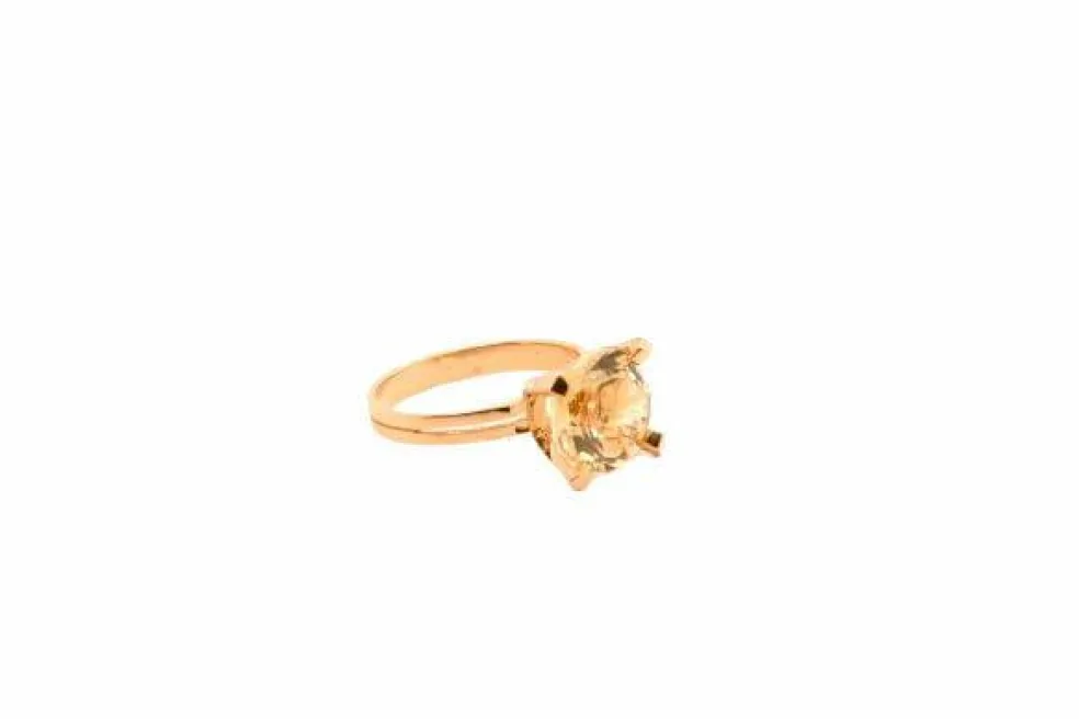 Bague ornée d'une Citrine Taille Brillant en or