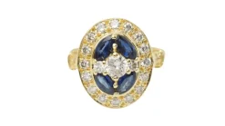 Bague ovale en or jaune, saphirs navette et diamants