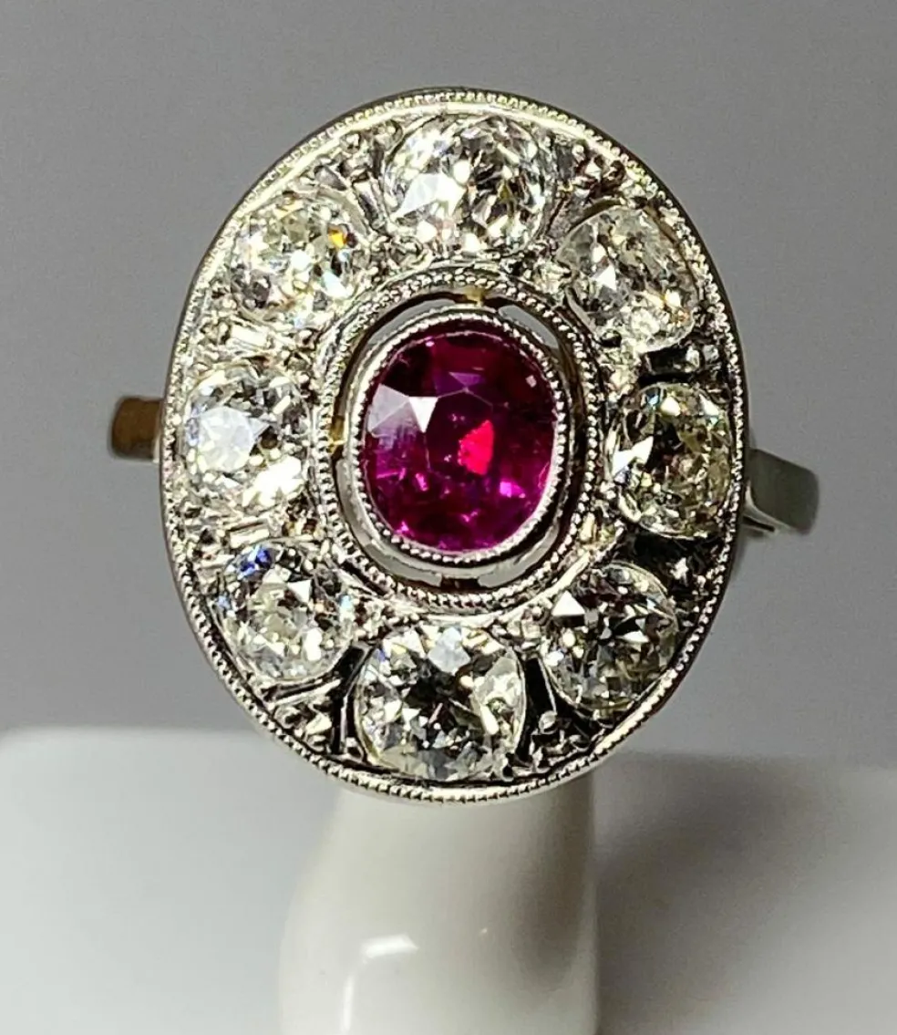 Bague ovale rubis & diamants