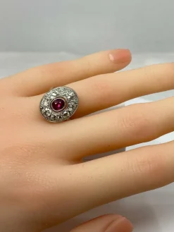 Bague ovale rubis & diamants