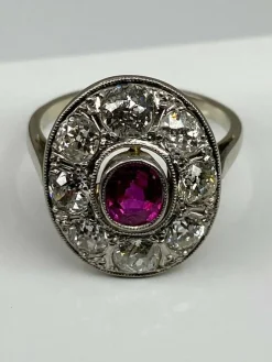 Bague ovale rubis & diamants