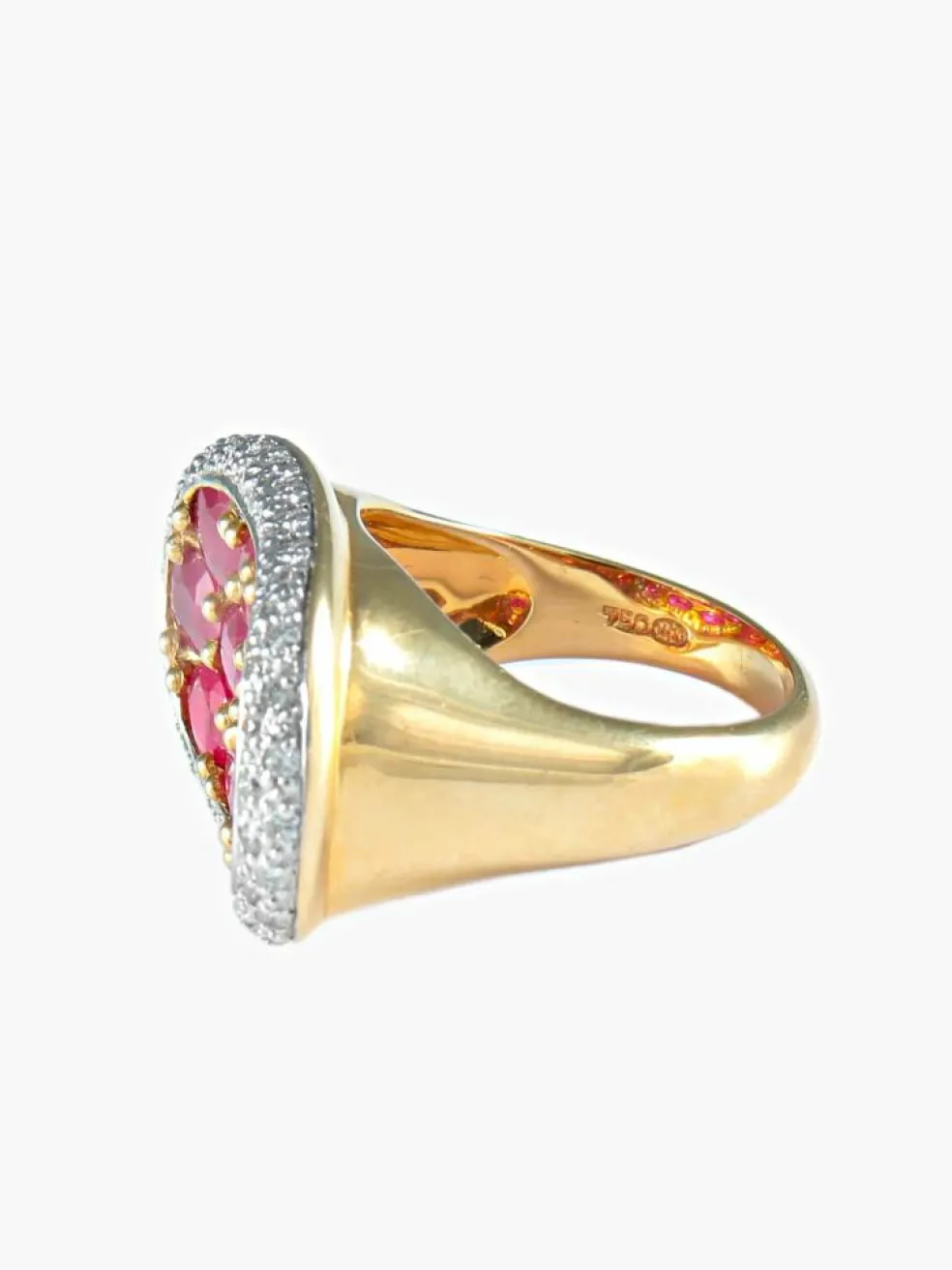 Bague ovale rubis diamants or jaune