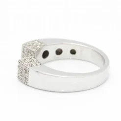 Bague Pavée CARRE en Or et Diamants