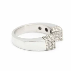Bague Pavée CARRE en Or et Diamants