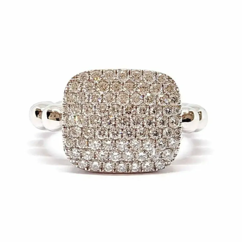 Bague pavée or blanc diamants