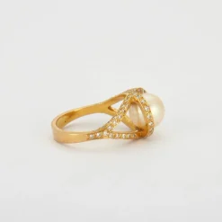 Bague perle, diamants, or jaune