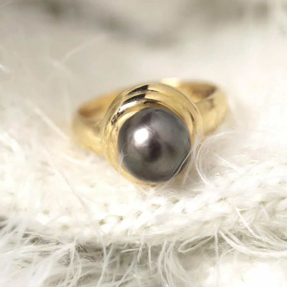 Bague perle grise et or jaune
