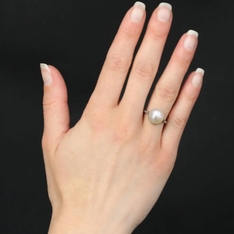Bague perle Mabé et diamants en platine