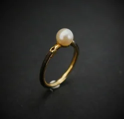 Bague perle, poils d'éléphant, Or