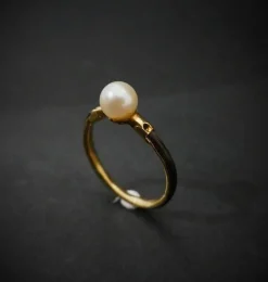 Bague perle, poils d'éléphant, Or