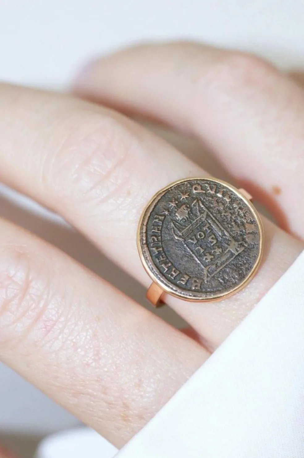 Bague pièce romaine Nummus