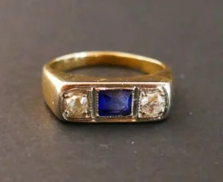 Bague pierre bleue et Diamants, Or 2 tons