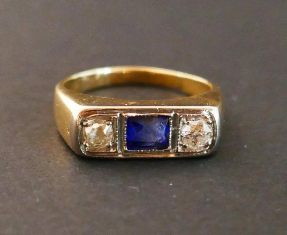Bague pierre bleue et Diamants, Or 2 tons