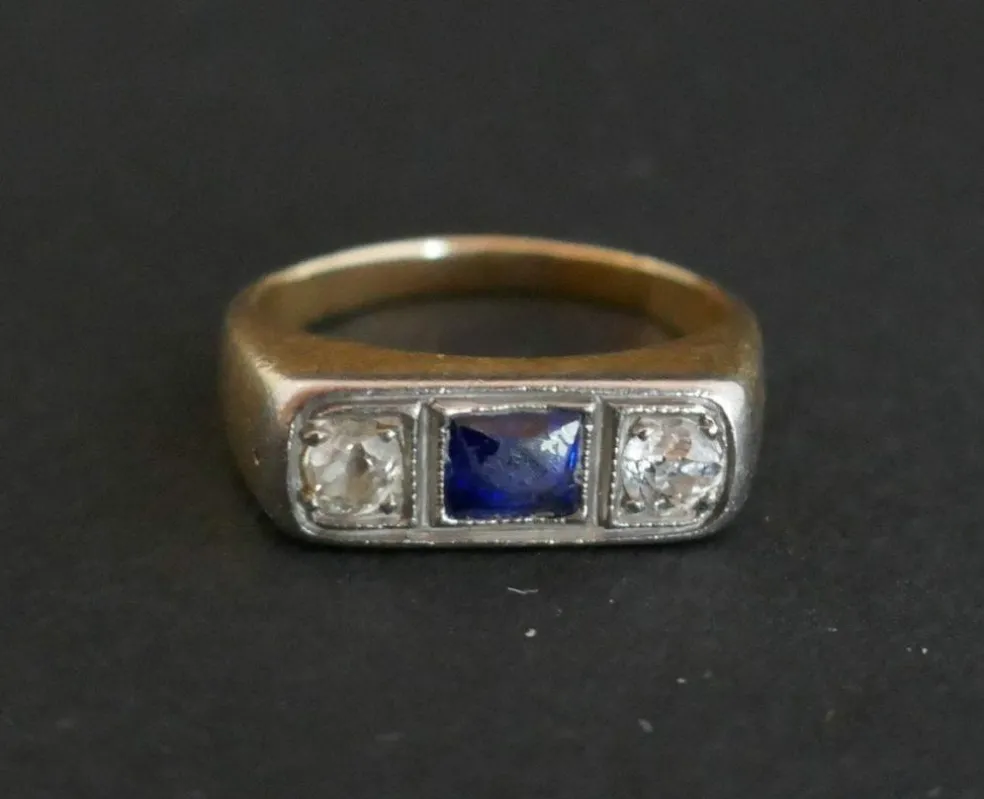 Bague pierre bleue et Diamants, Or 2 tons
