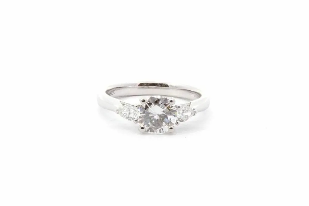 Bague platine diamants