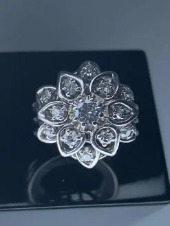 Bague platine, diamants