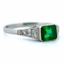 Bague platine Emeraude Diamant et platine