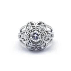 Bague platine et diamants