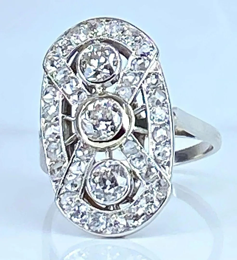 Bague platine et diamants, époque 1900