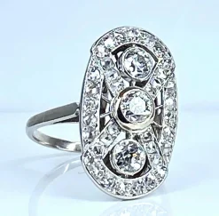 Bague platine et diamants, époque 1900