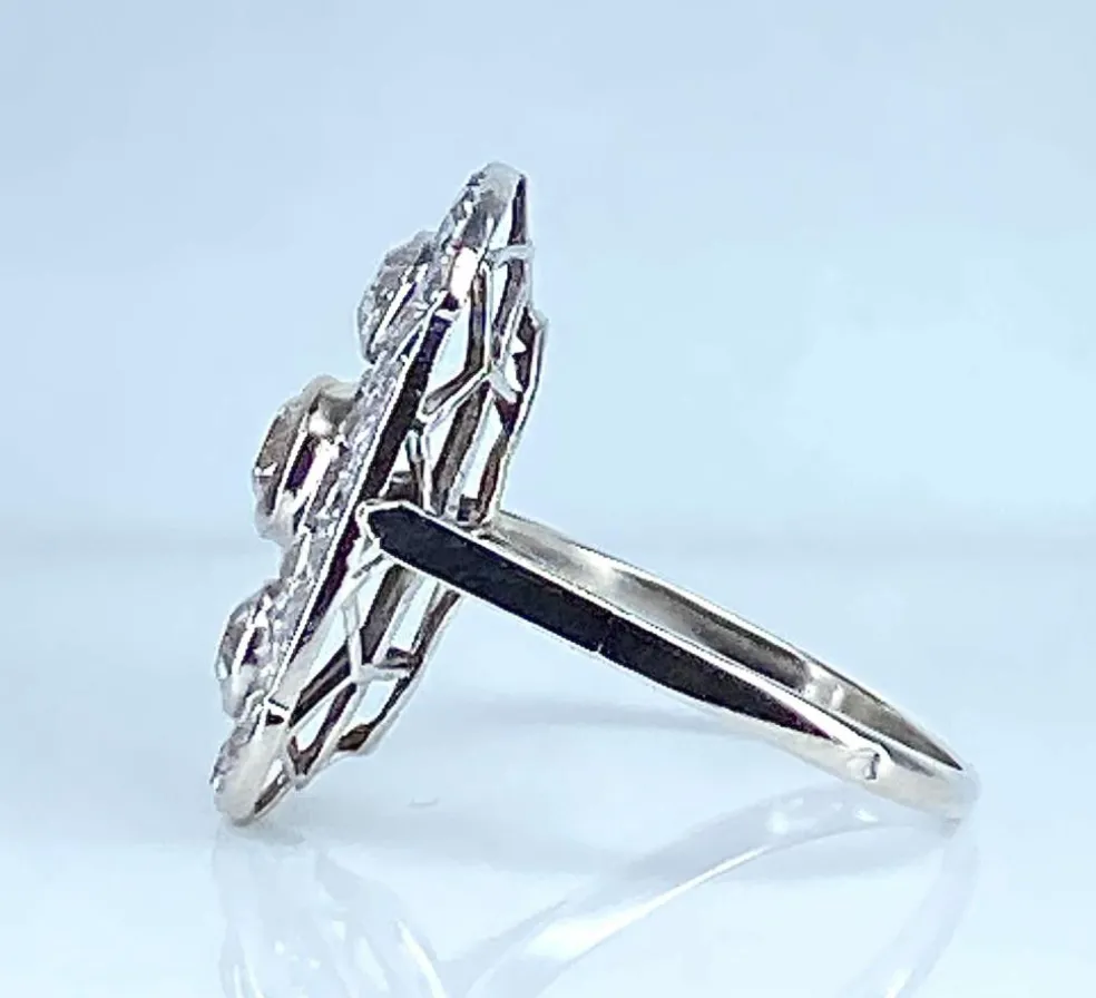 Bague platine et diamants, époque 1900