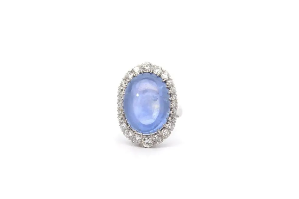 Bague platine saphir cabochon de 17,65 cts et diamants