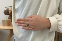 Bague Platine Saphir Diamants jaunes
