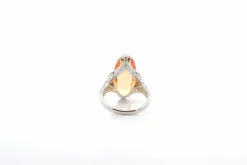 Bague platine, topaze 7,60cts, diamants
