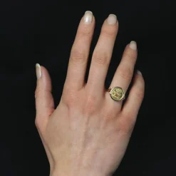 Bague plus qu'hier moins que demain en or