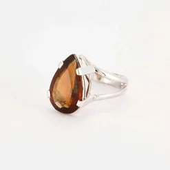 Bague Poire or blanc grenat