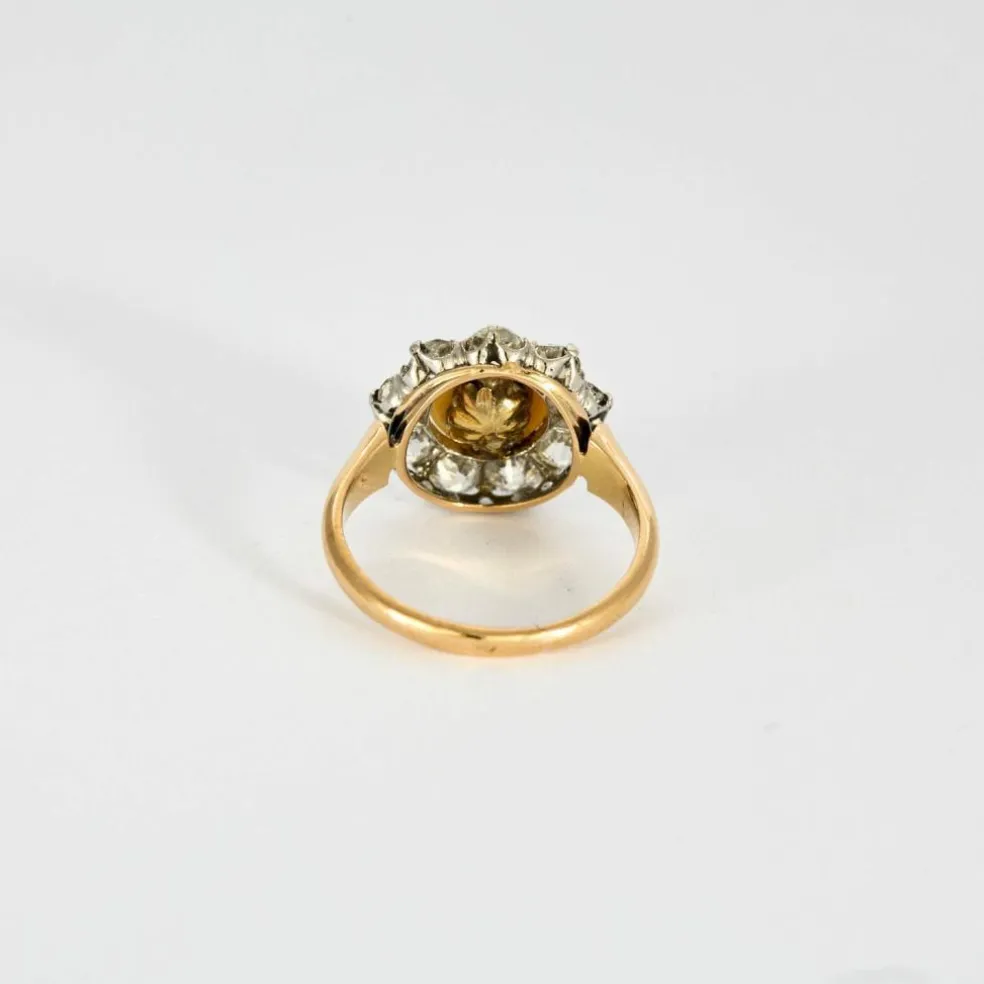 Bague Pompadour ancienne sertie perle et diamants