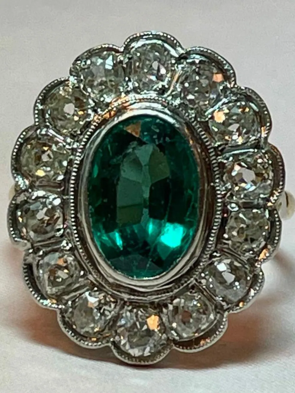Bague pompadour diamant tsavorite