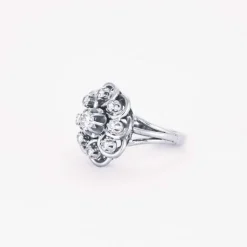 Bague pompadour diamants or blanc et platine