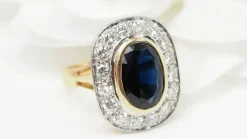 Bague pompadour en or bicolore, saphir et diamants
