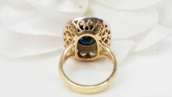 Bague pompadour en or bicolore, saphir et diamants